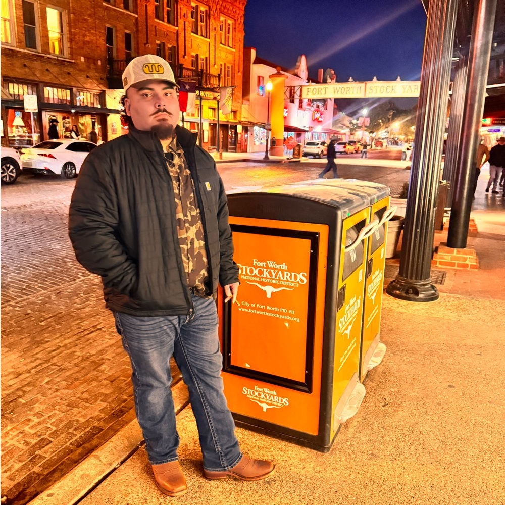 Meet your Posher, Chris